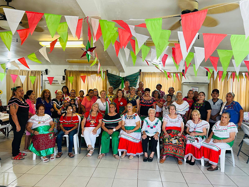 Abuelitos de Guerrero conmemoran el inicio de la Independencia de ...